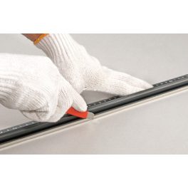 Vonalzó acélbetétes alu ujjvédős TAJIMA 100 cm-es